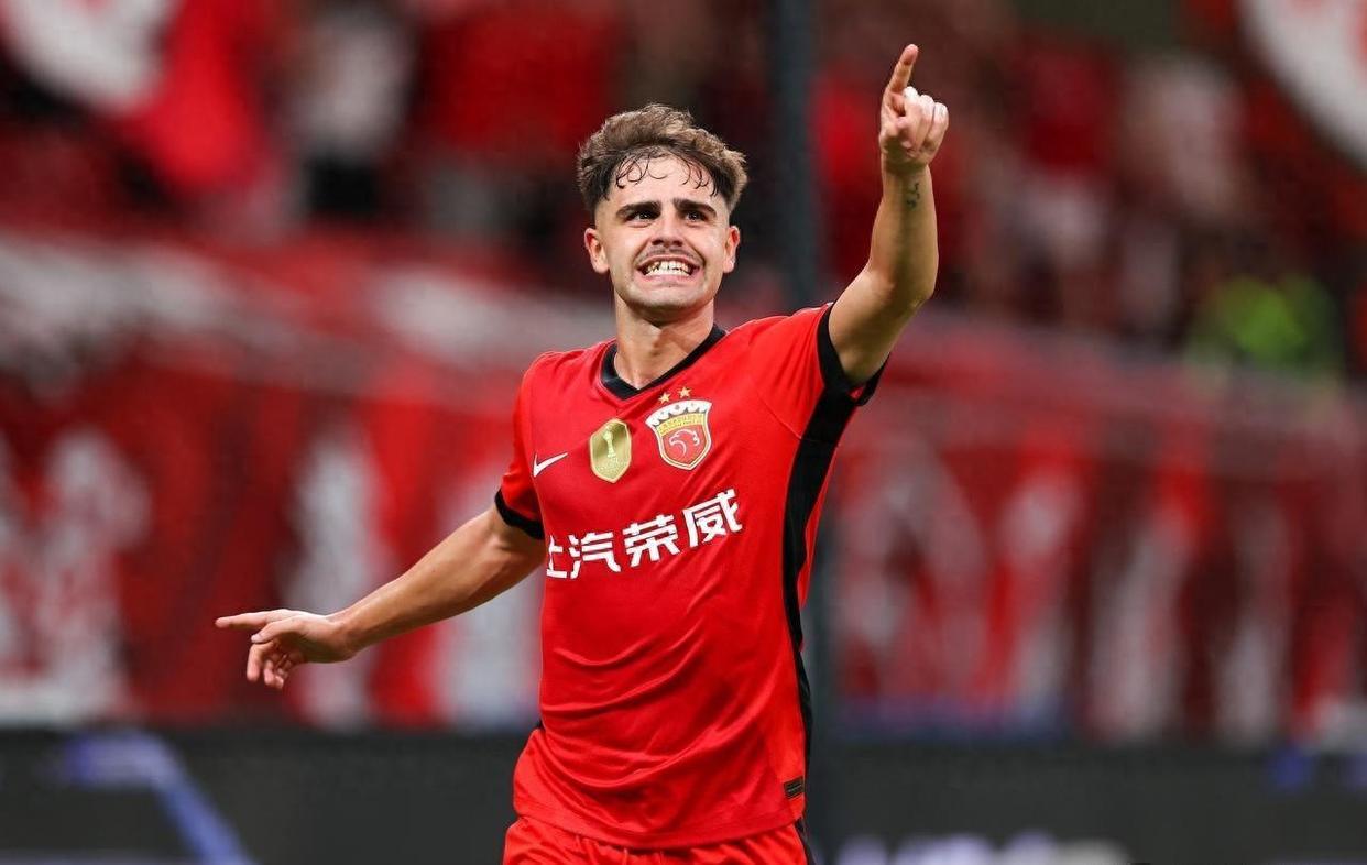 瓜达拉哈拉教练团队再次调整战术，效果显著